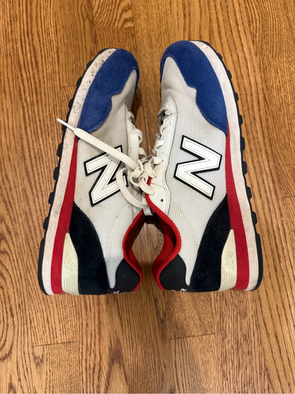 New Balance 515 Retro Runner in White, Blue & Red